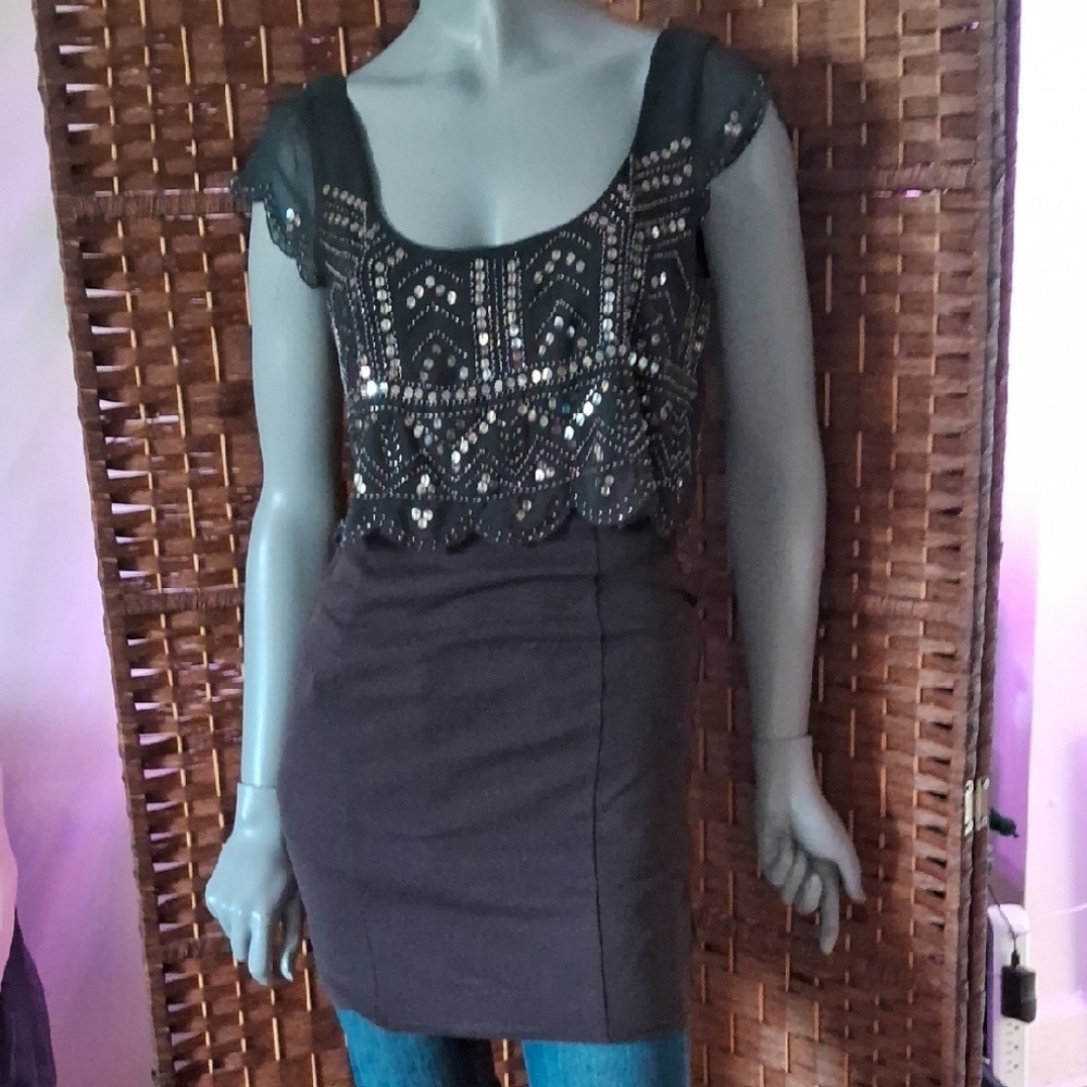 American Eagle Outfitters Gray Embellished Cap Sleeve Midi Dress